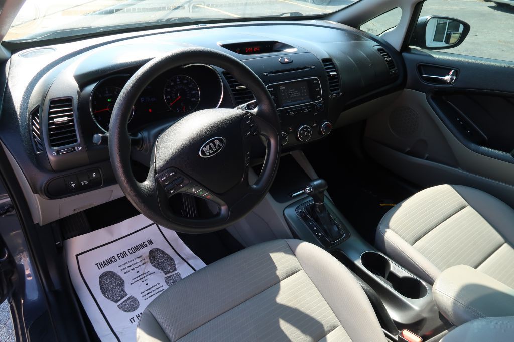 2016 Kia Forte Image 5
