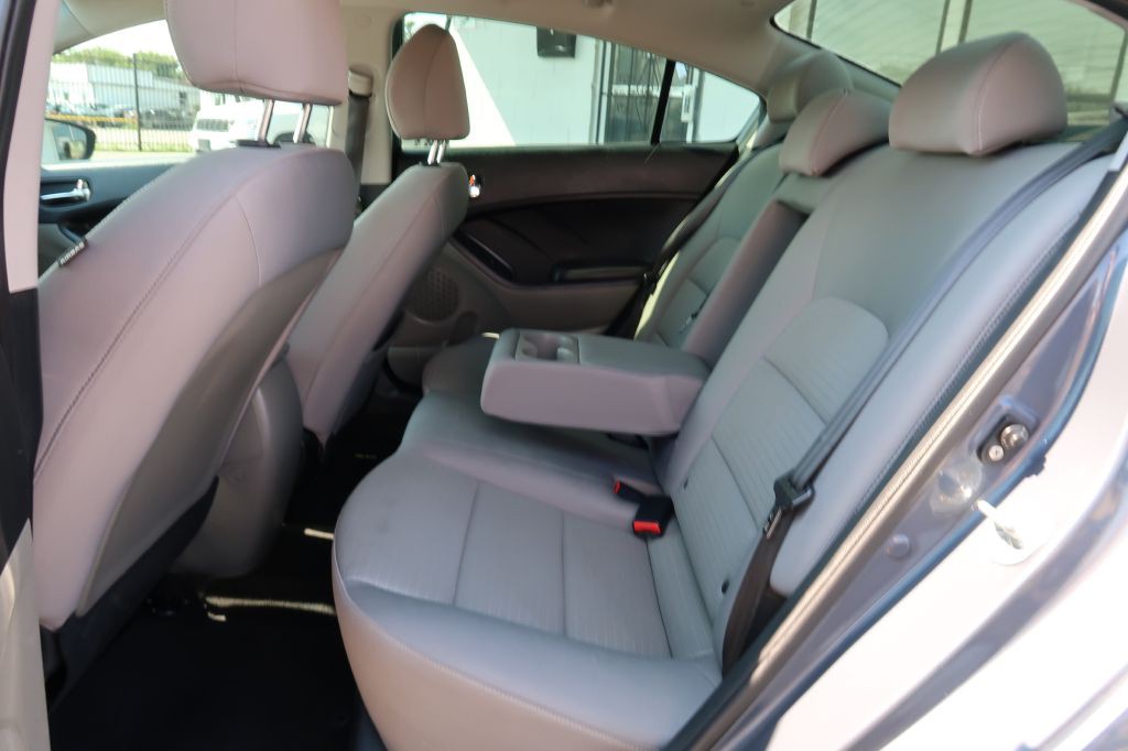 2016 Kia Forte Image 7
