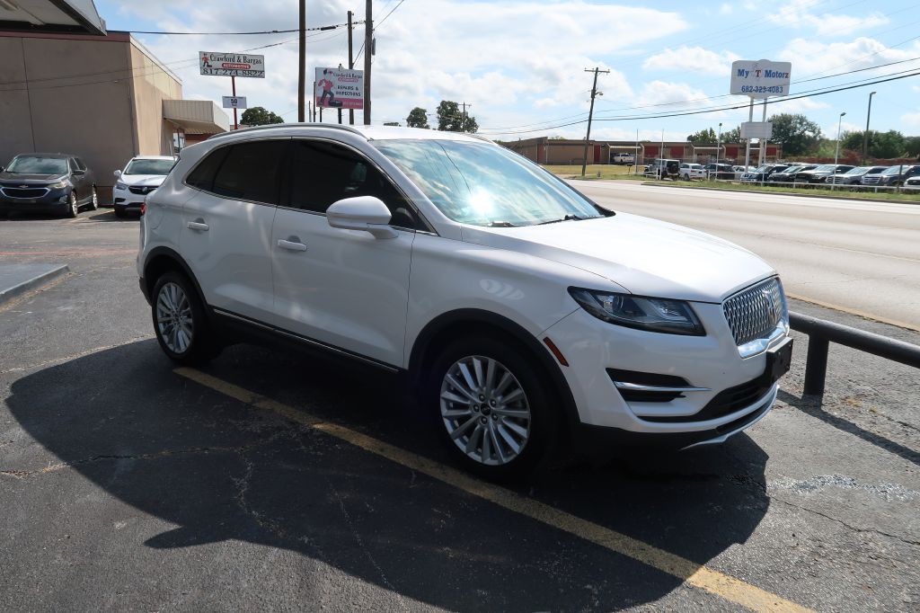 2019 Lincoln MKC Image 2