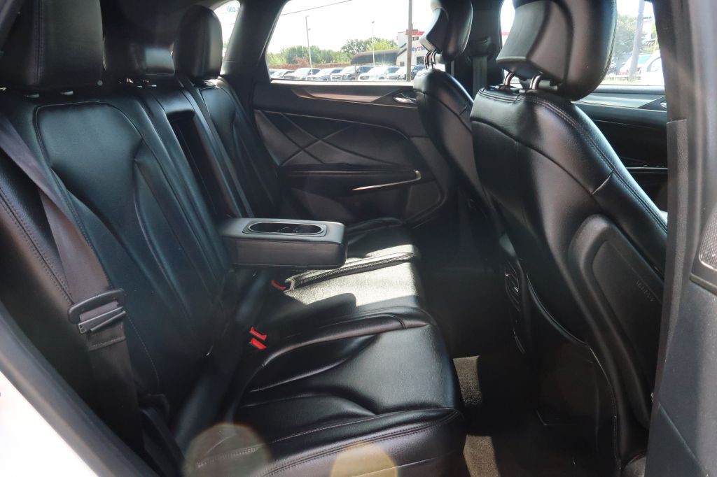 2019 Lincoln MKC Image 8