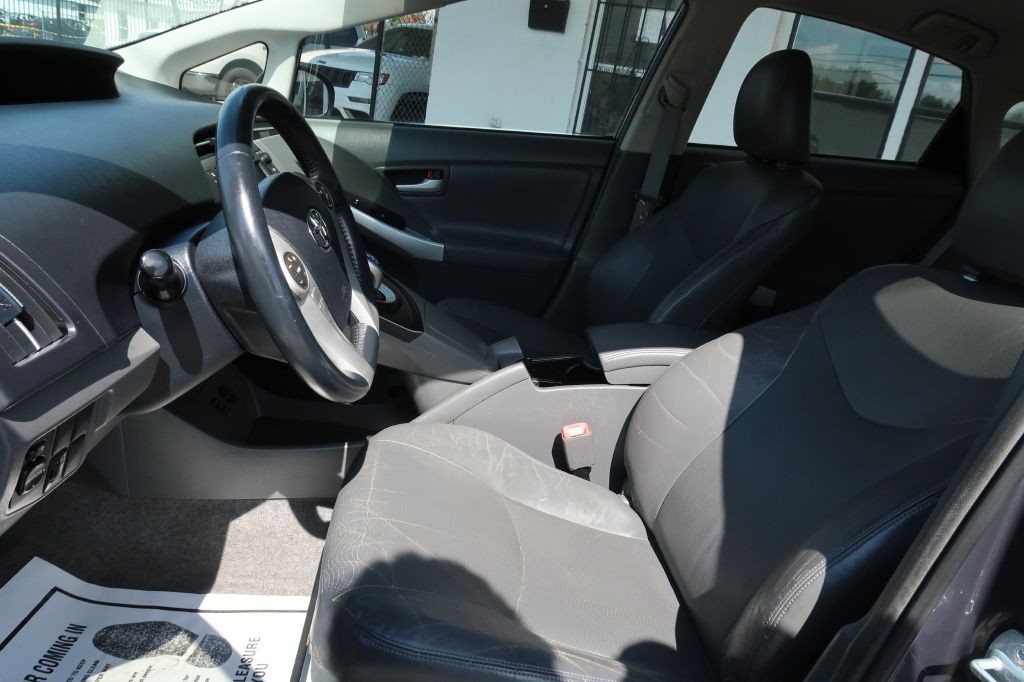 2010 Toyota Prius Image 5