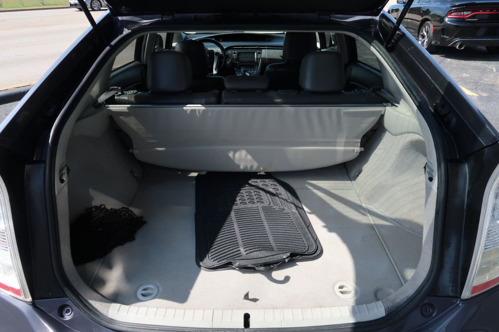 2010 Toyota Prius Image 11