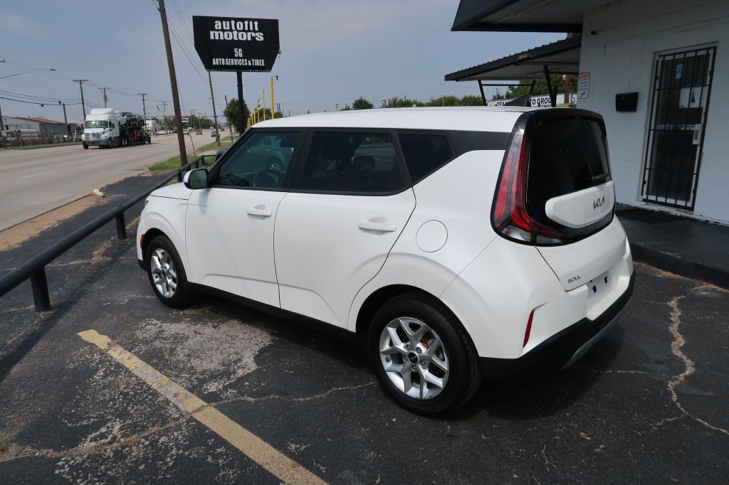 2023 Kia Soul Image 5