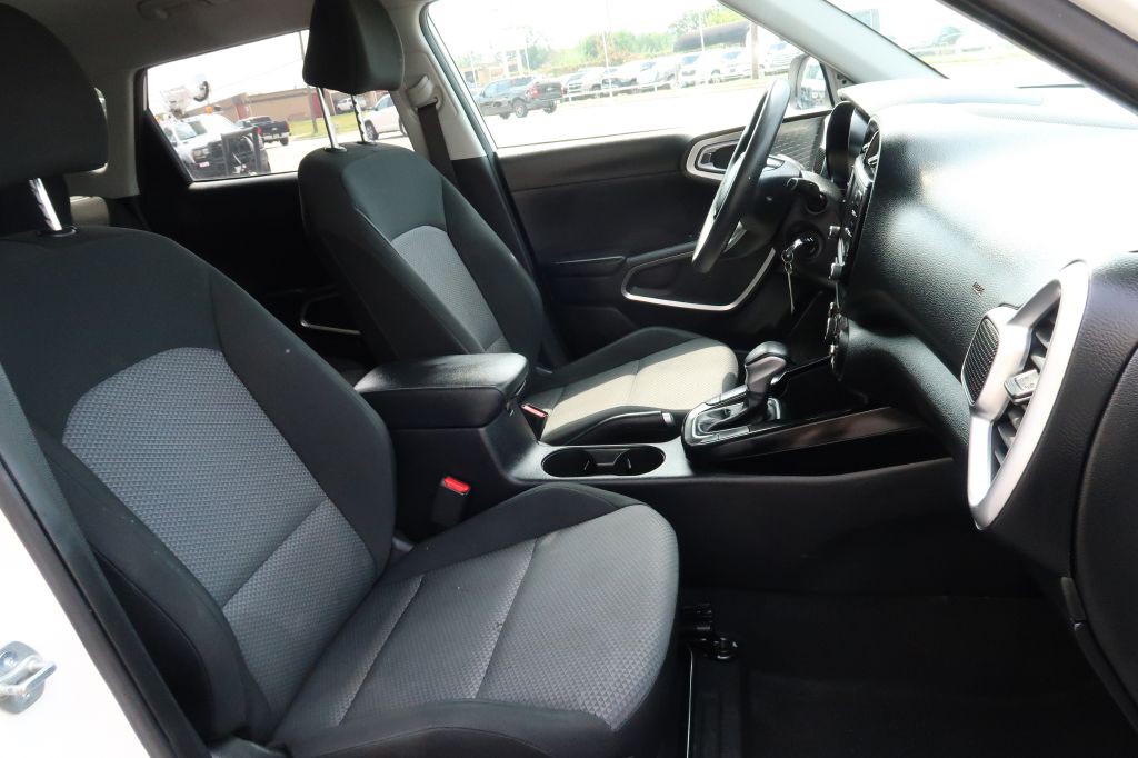 2023 Kia Soul Image 10