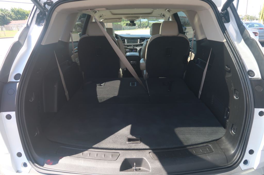2019 Buick Enclave Image 9