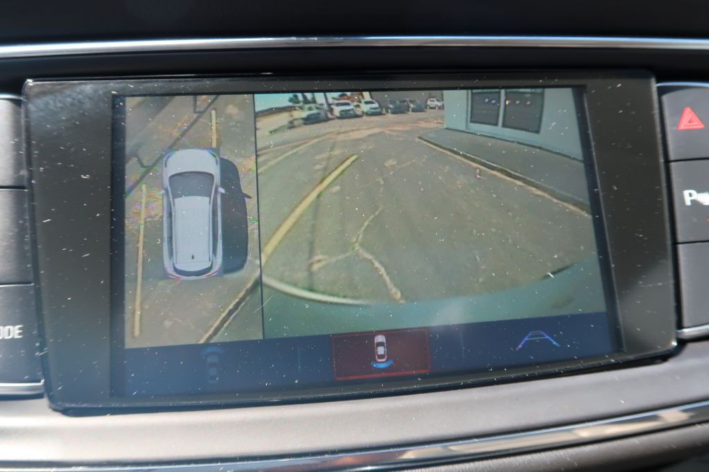 2019 Buick Enclave Image 18