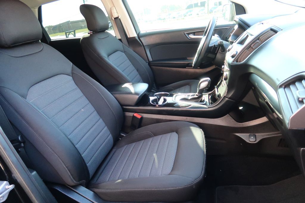 2018 Ford Edge Image 9