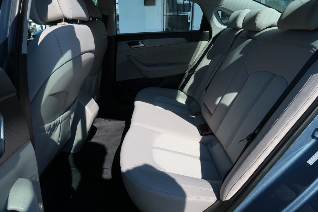 2016 Hyundai Sonata Image 7