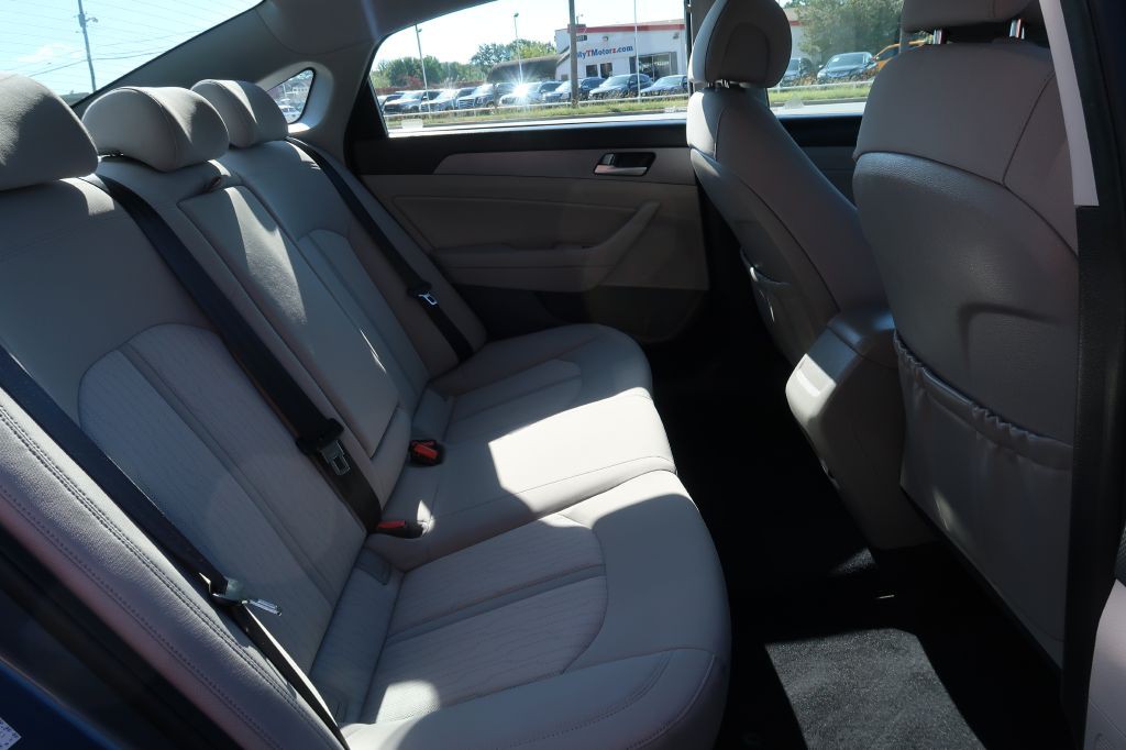 2016 Hyundai Sonata Image 8
