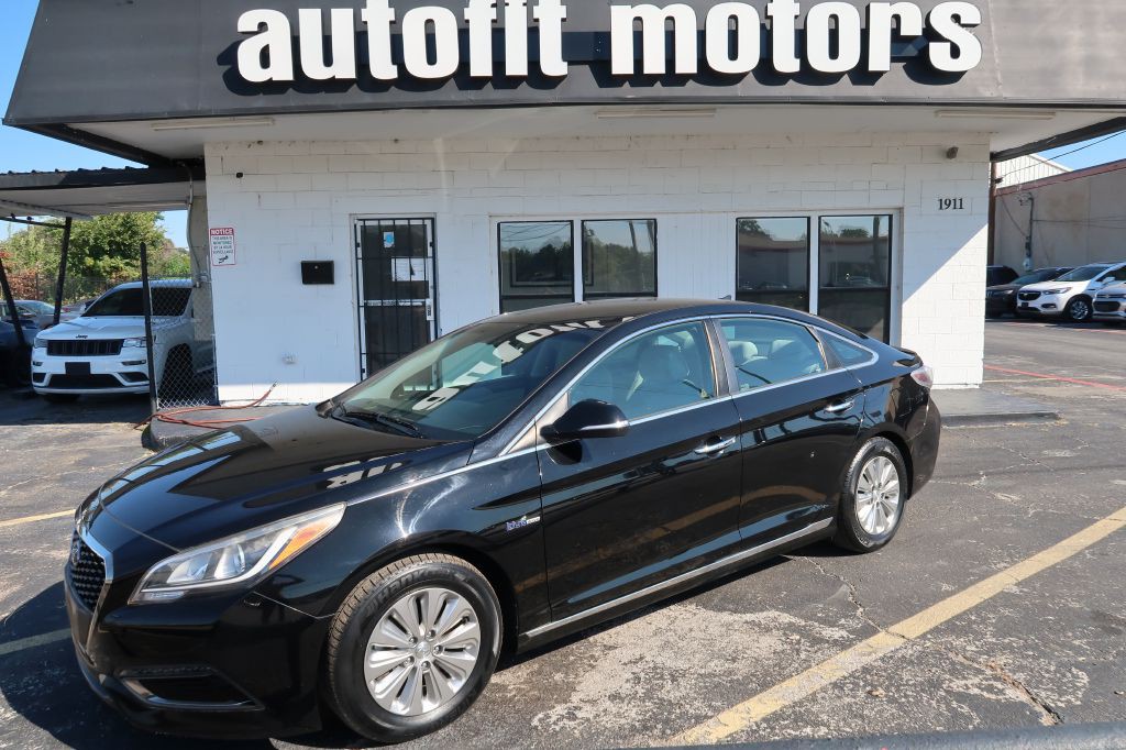 2016 Hyundai Sonata Image 1