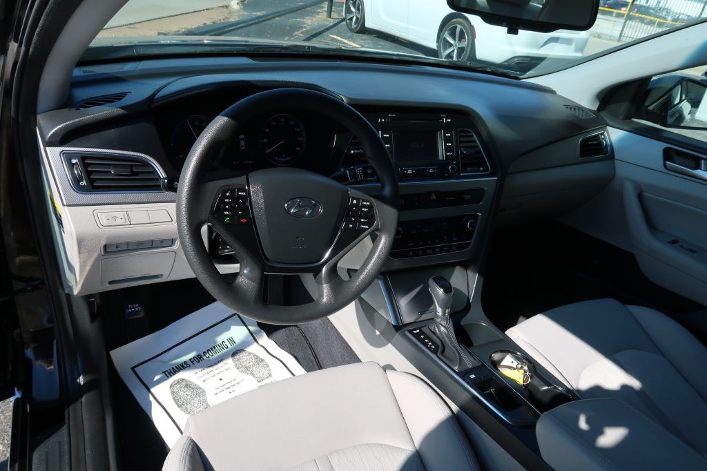 2016 Hyundai Sonata Image 5