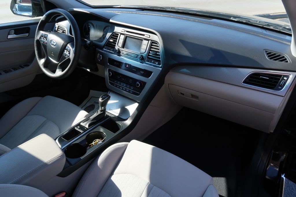 2016 Hyundai Sonata Image 10