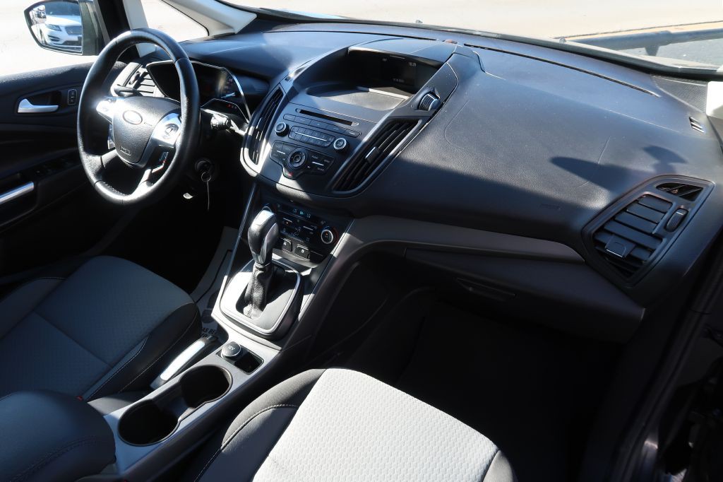 2017 Ford C-Max Image 10