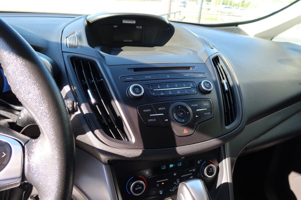 2017 Ford C-Max Image 14