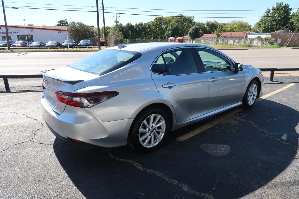 2023 Toyota Camry Image 4
