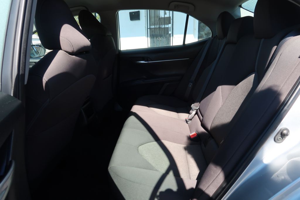 2023 Toyota Camry Image 8