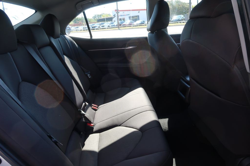 2023 Toyota Camry Image 9