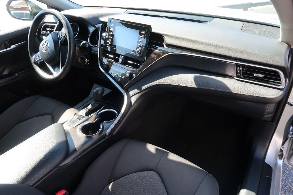 2023 Toyota Camry Image 11