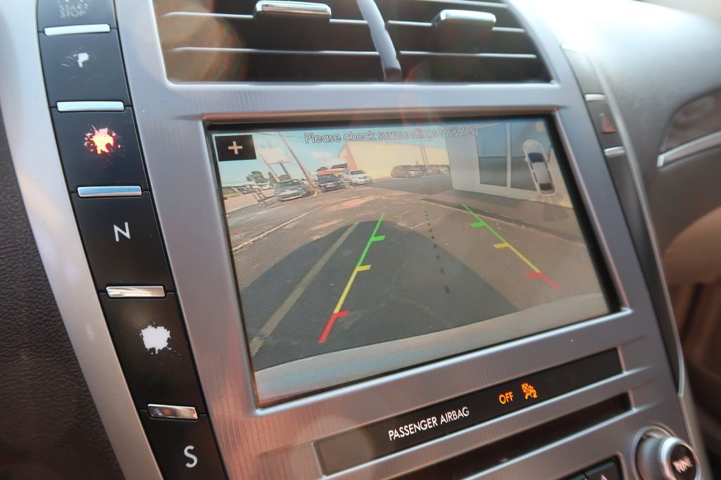 2017 Lincoln MKZ Image 15