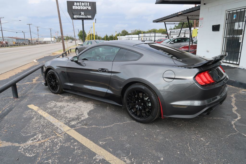 2019 Ford Mustang Image 5