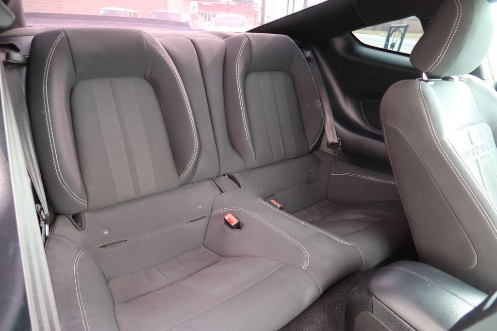 2019 Ford Mustang Image 10