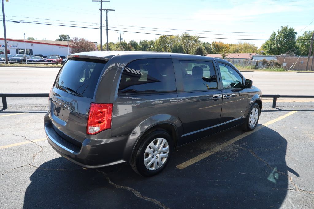 2018 Dodge Grand Caravan Image 3