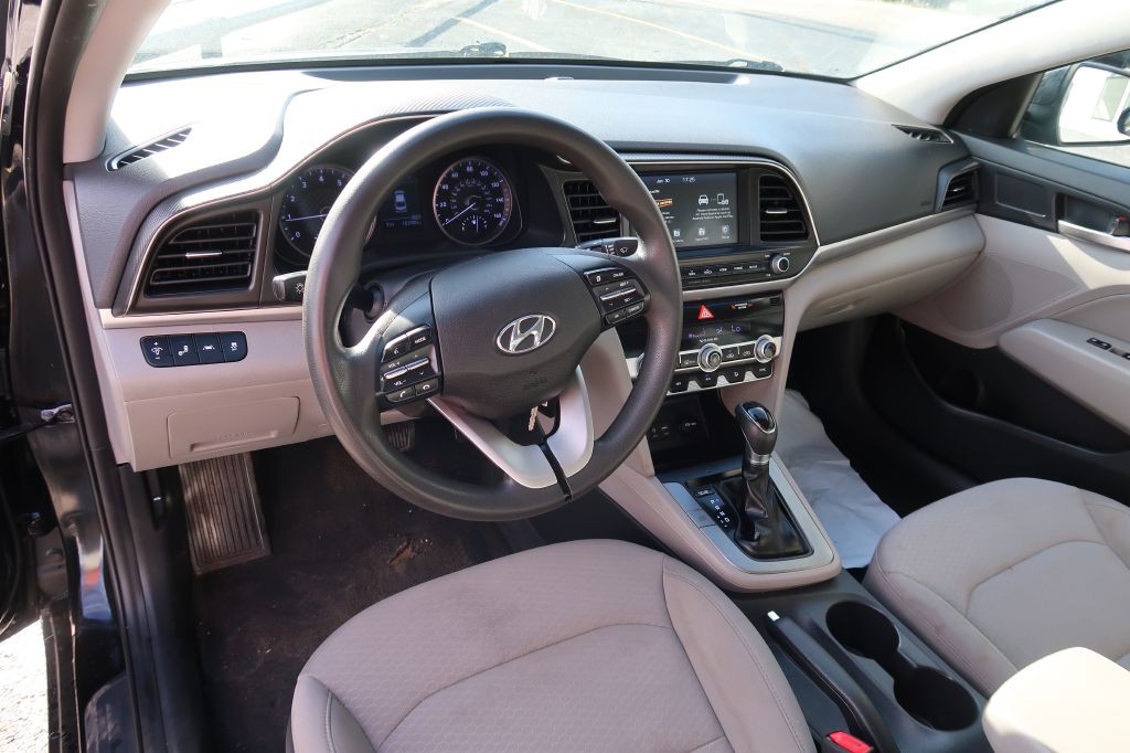 2020 Hyundai Elantra Image 6