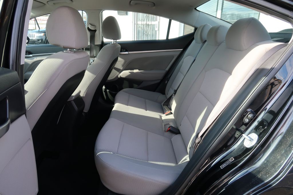 2020 Hyundai Elantra Image 7