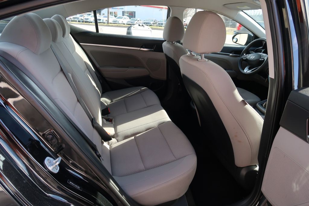 2020 Hyundai Elantra Image 8