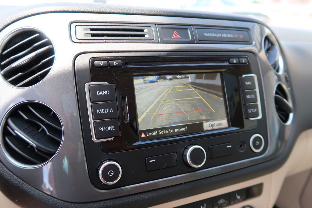 2013 Volkswagen Tiguan Image 14