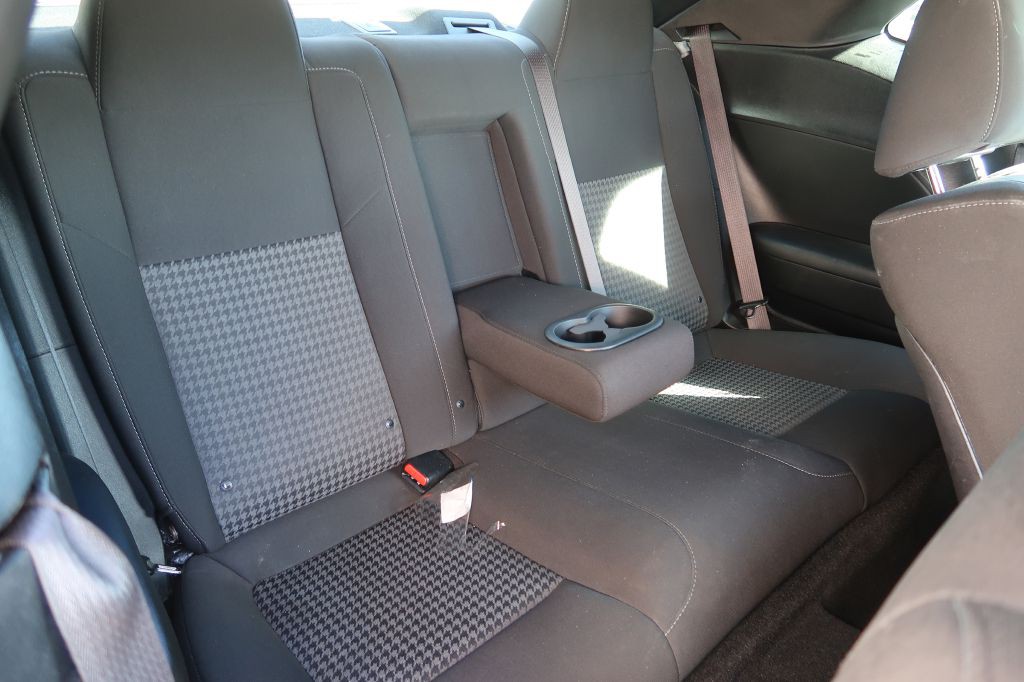 2021 Dodge Challenger Image 10