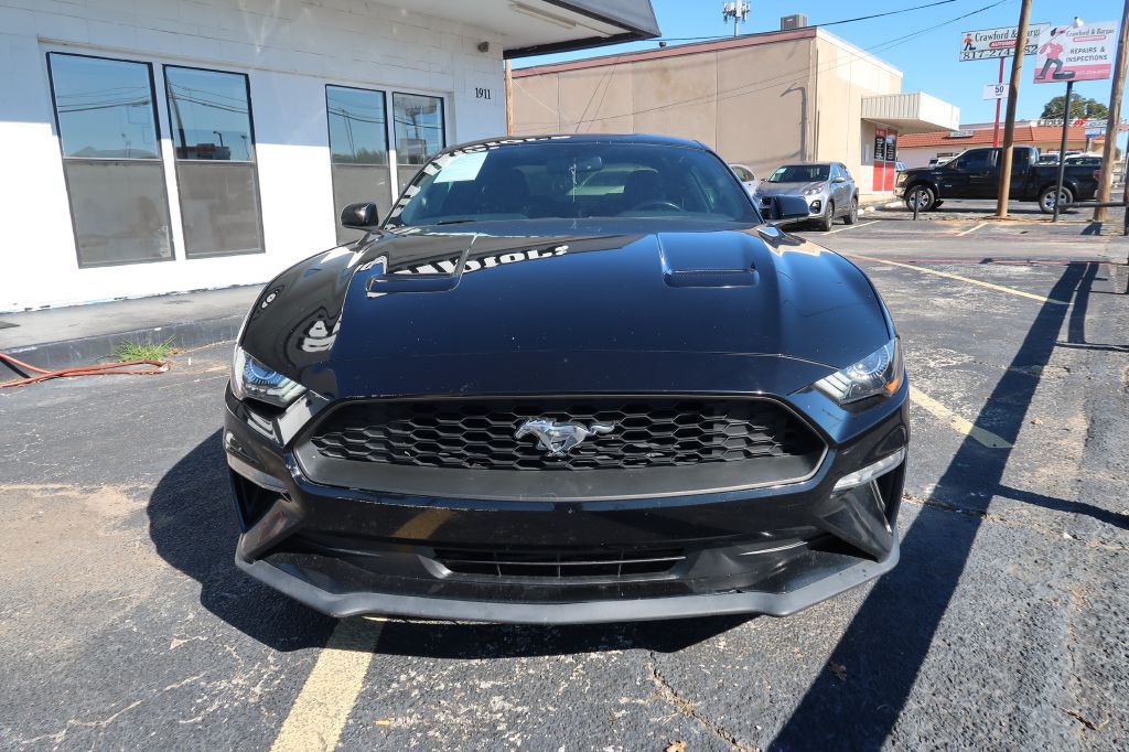 2018 Ford Mustang Image 2