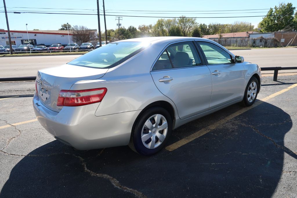 2009 Toyota Camry Image 4