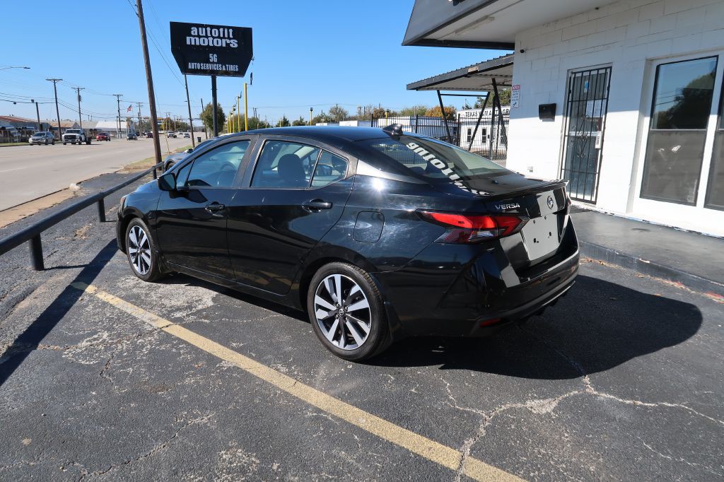 2020 Nissan Versa Image 4