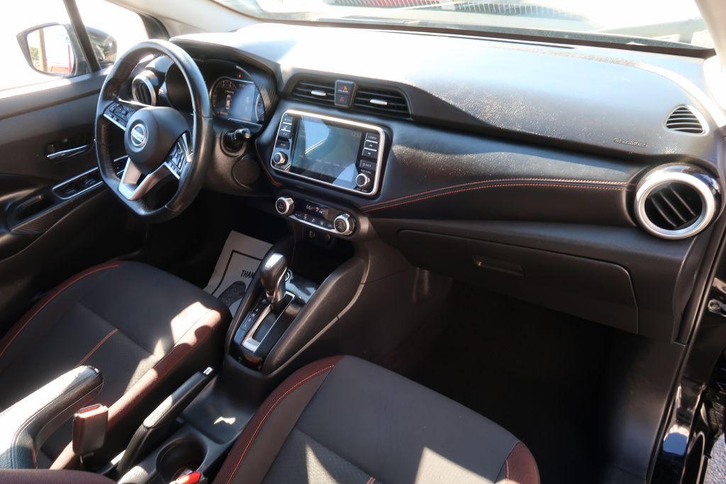 2020 Nissan Versa Image 10