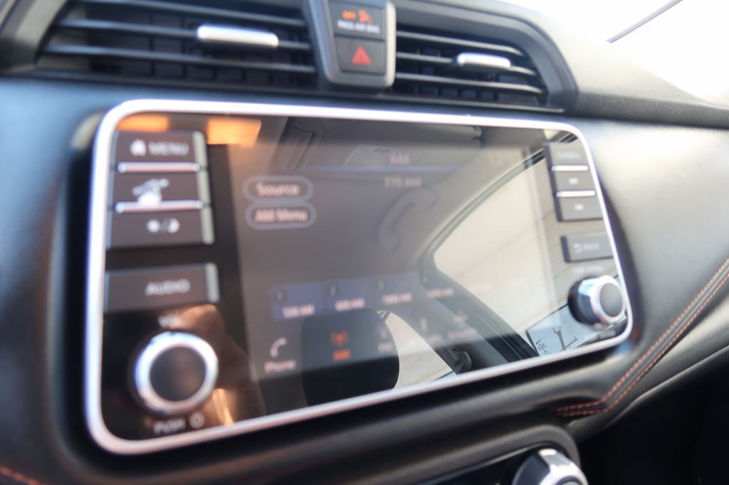 2020 Nissan Versa Image 13