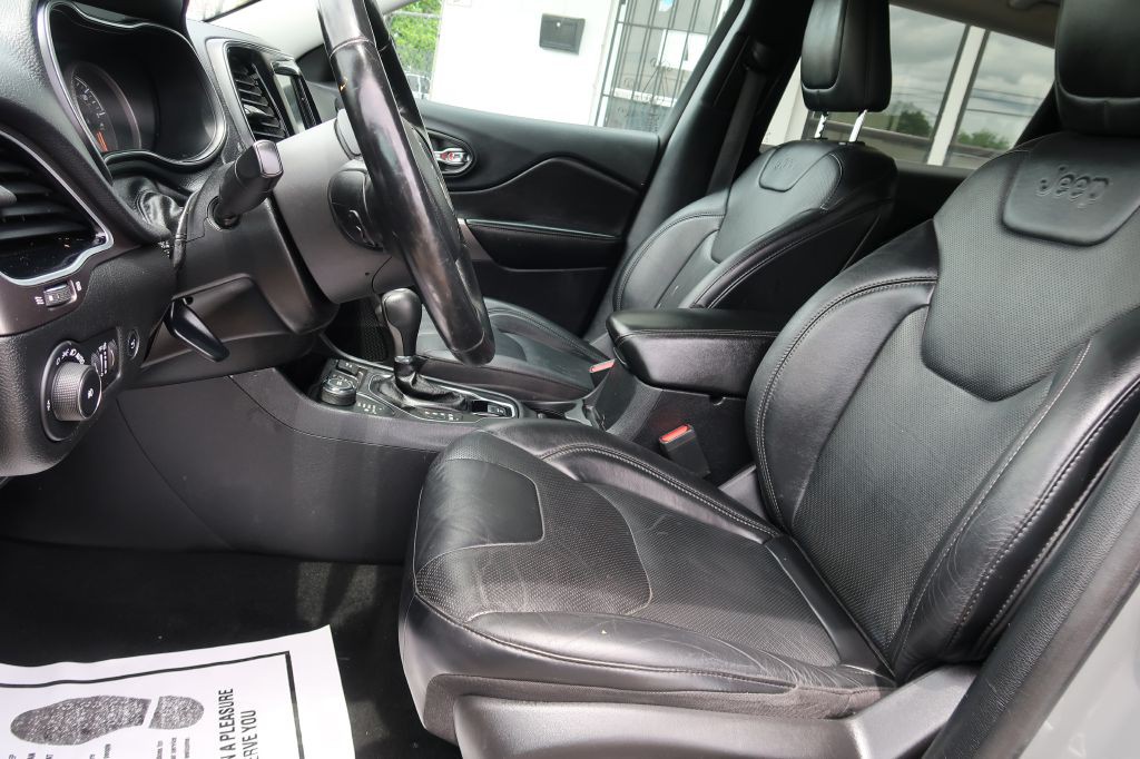 2020 Jeep Cherokee Image 5