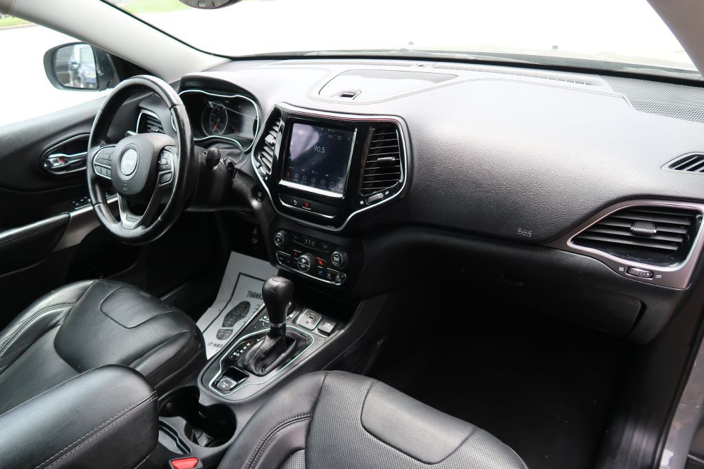 2020 Jeep Cherokee Image 9