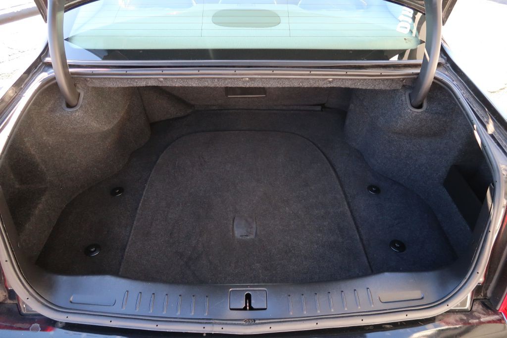 2007 Cadillac DTS Image 11