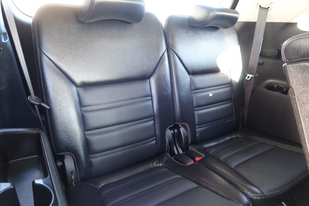 2016 Kia Sorento Image 9