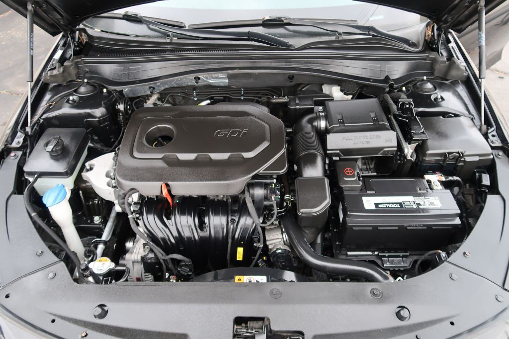 2017 Kia Optima Image 12
