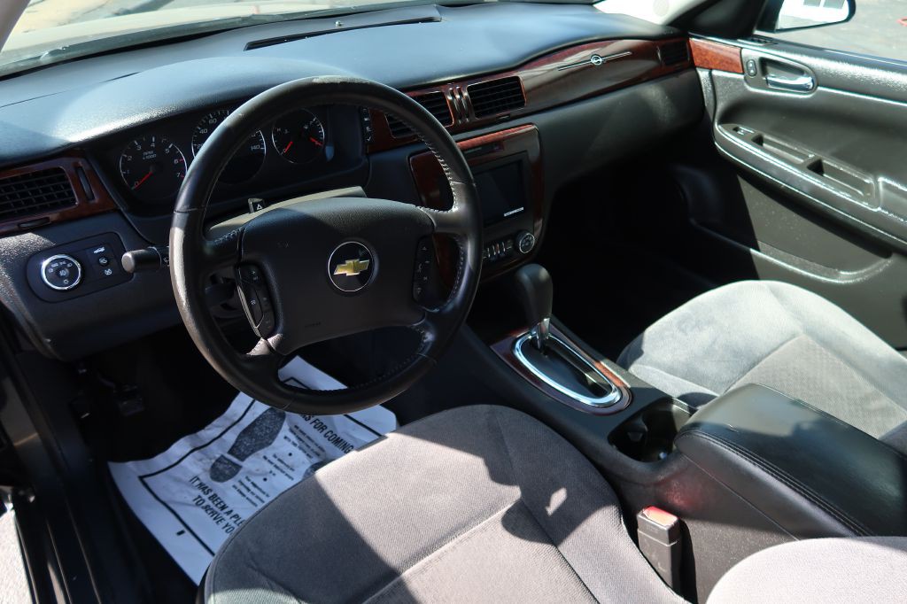 2011 Chevrolet Impala Image 6