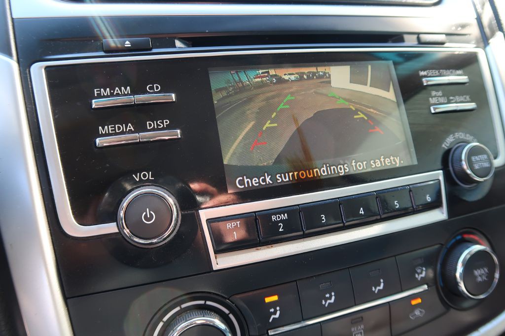 2017 Nissan Altima Image 14