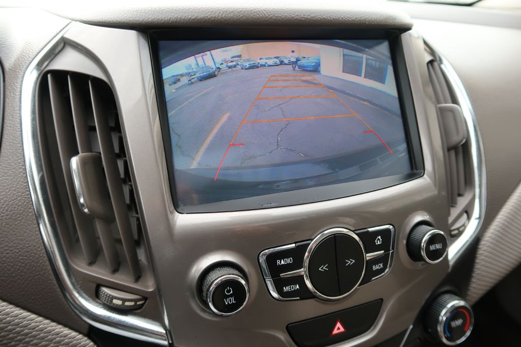 2017 Chevrolet Cruze Image 13