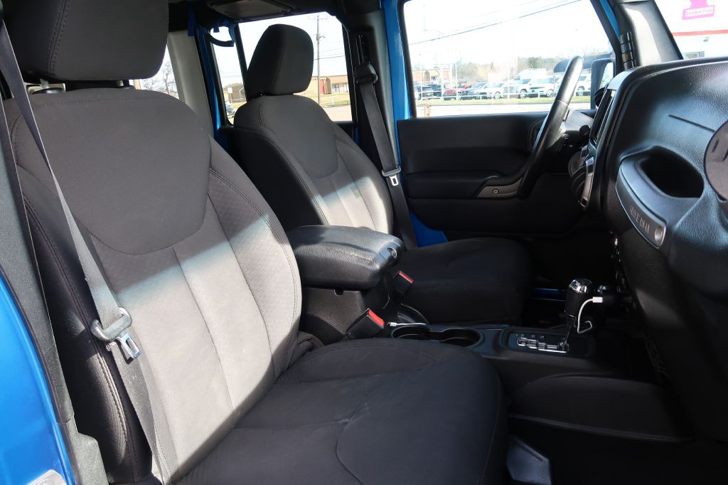 2015 Jeep Wrangler Unlimited Image 11