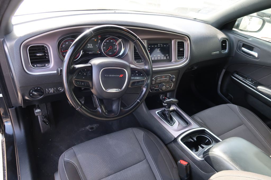 2022 Dodge Charger Image 7