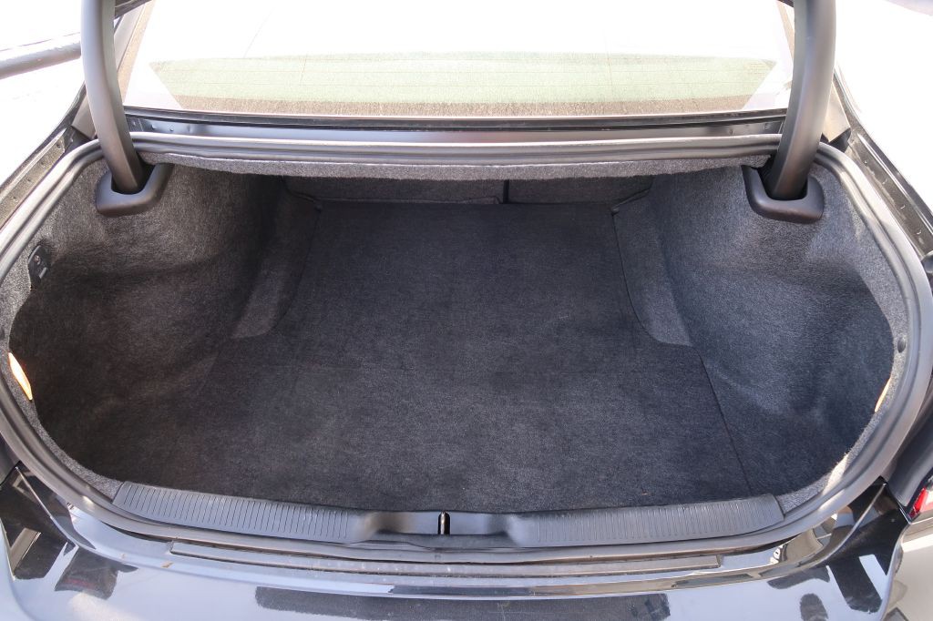 2022 Dodge Charger Image 12