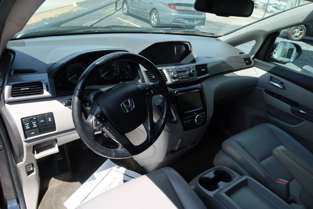 2014 Honda Odyssey Image 6