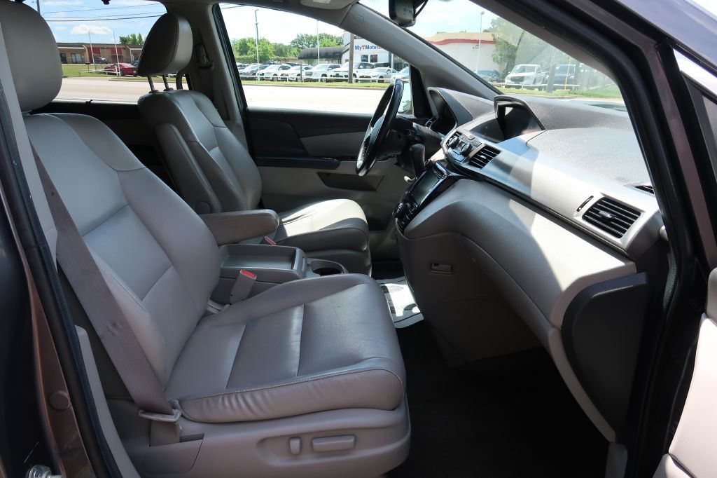 2014 Honda Odyssey Image 10