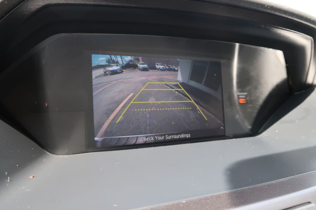 2014 Honda Odyssey Image 16